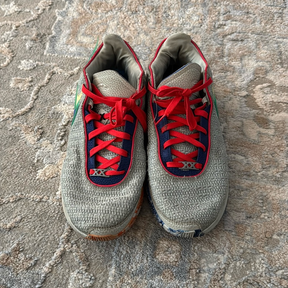 XX Nike